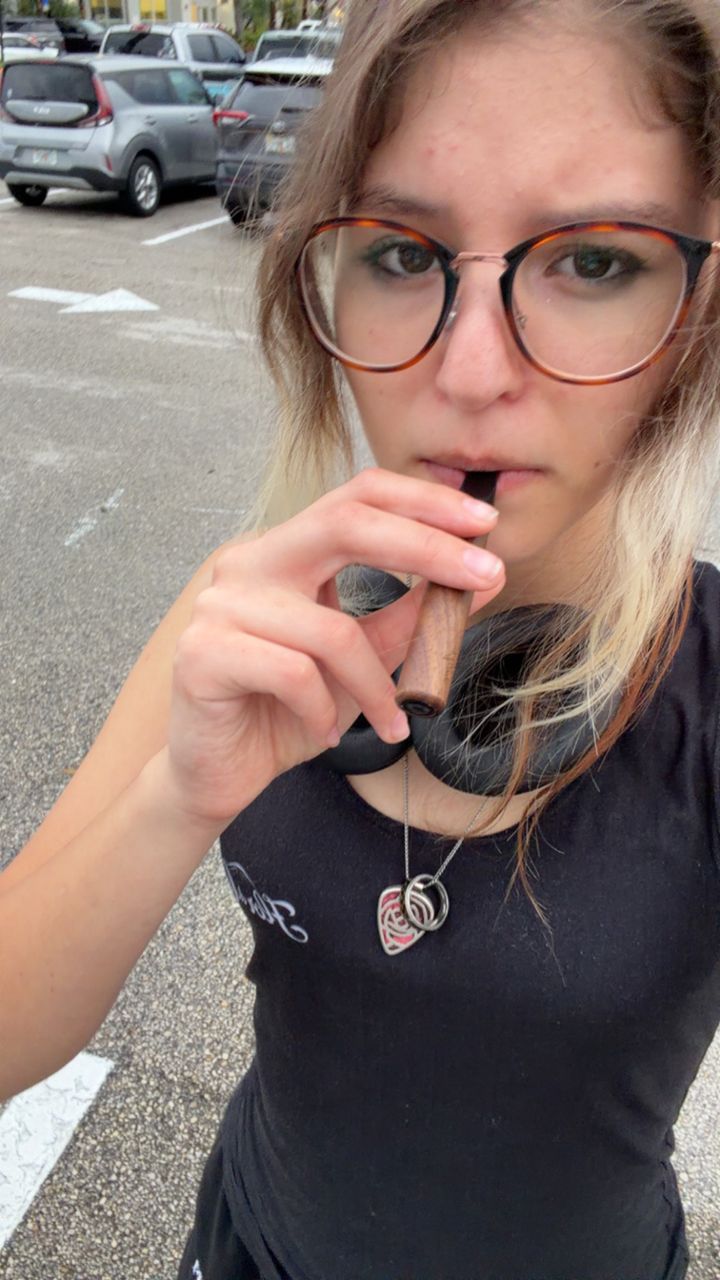 Customer using her Ayre